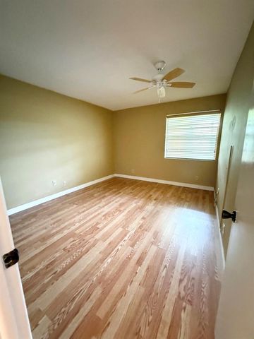 814 Burgundy Q, Delray Beach, FL 33484