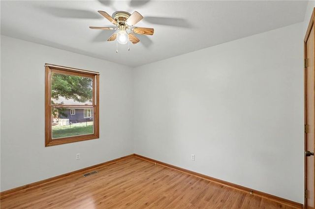 616 SW Hoke Lane, Lee's Summit, MO 64081