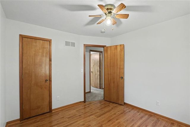 616 SW Hoke Lane, Lee's Summit, MO 64081