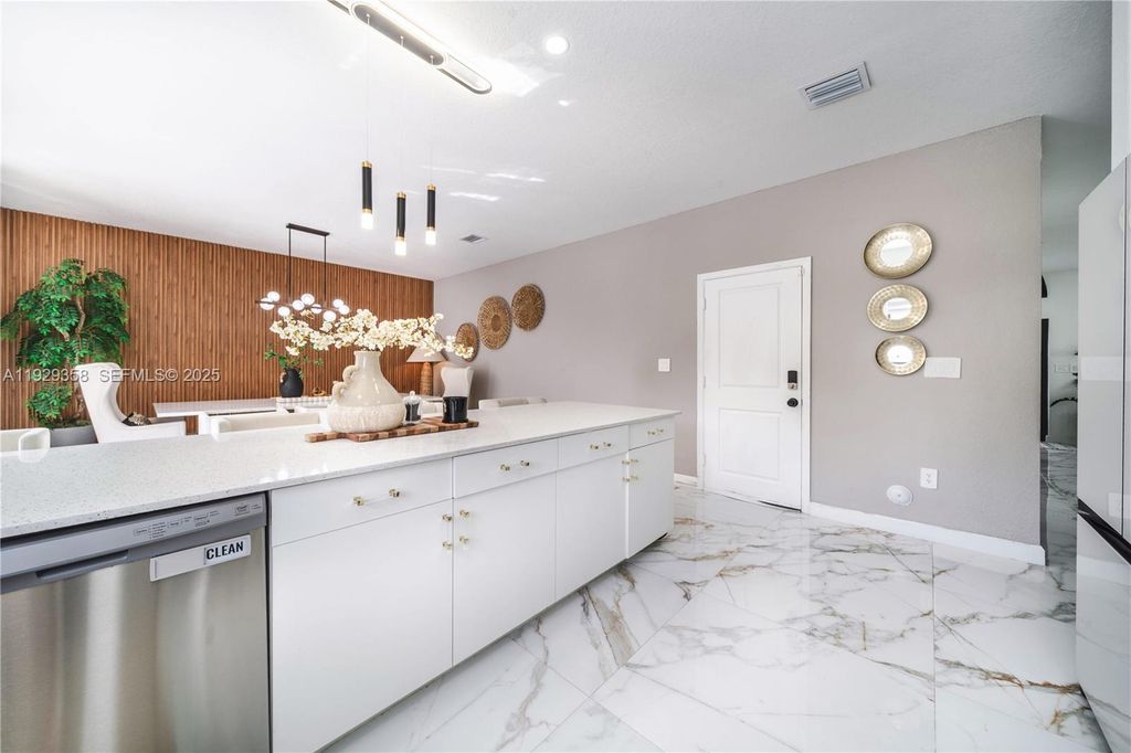 Image 15 of property listing at 22719 SW 131st Ave, Miami, FL 33170