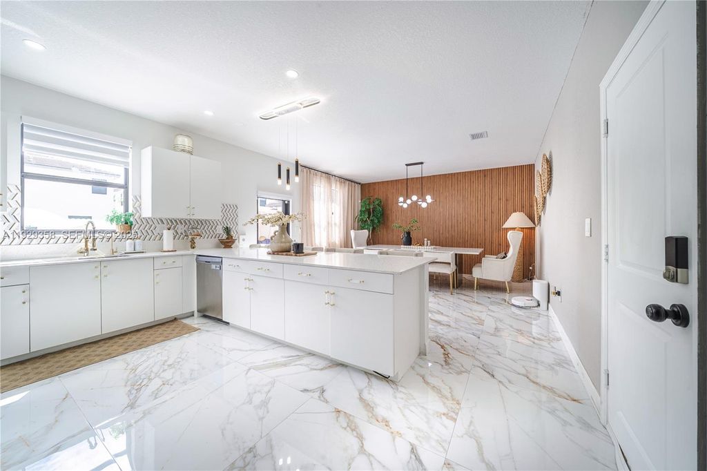 Image 16 of property listing at 22719 SW 131st Ave, Miami, FL 33170