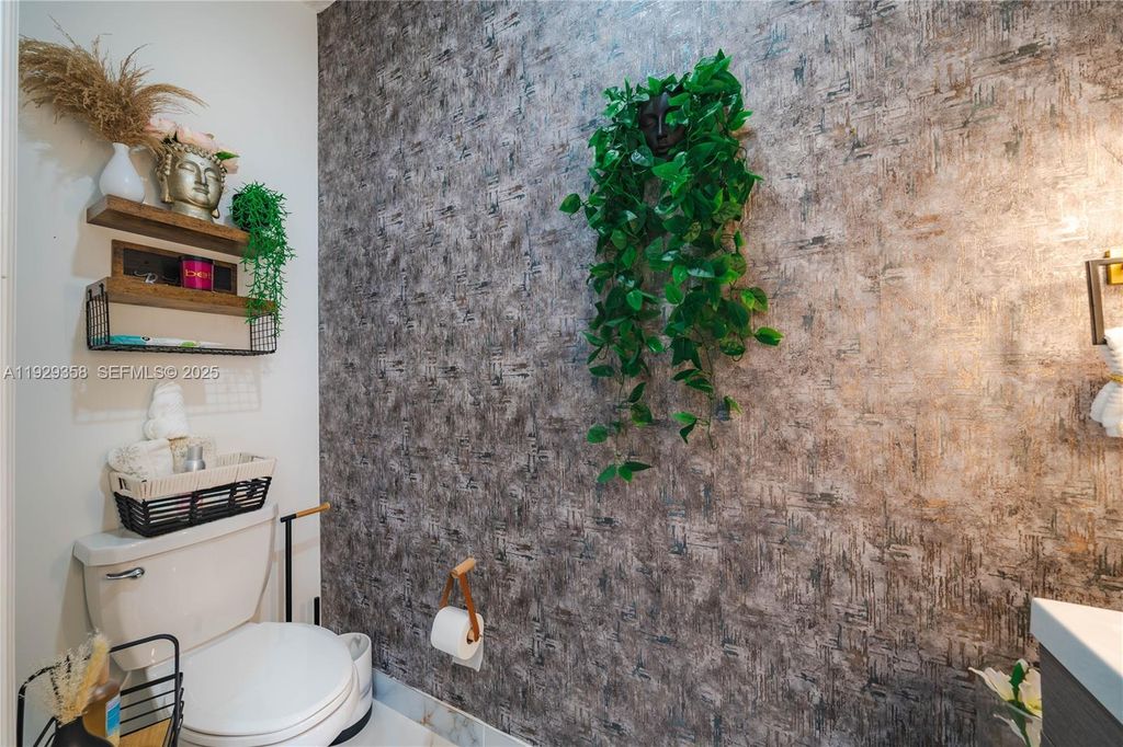 Image 22 of property listing at 22719 SW 131st Ave, Miami, FL 33170