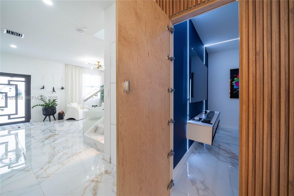 Image 24 of property listing at 22719 SW 131st Ave, Miami, FL 33170