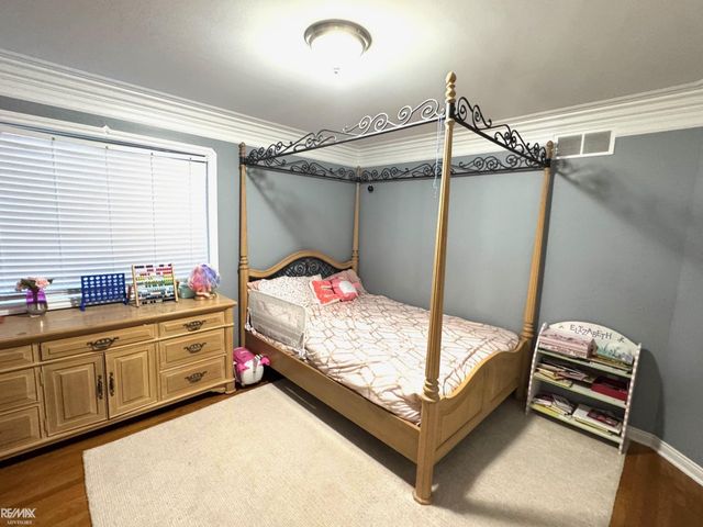 55209 Nelson Drive, Macomb Twp, MI 48042