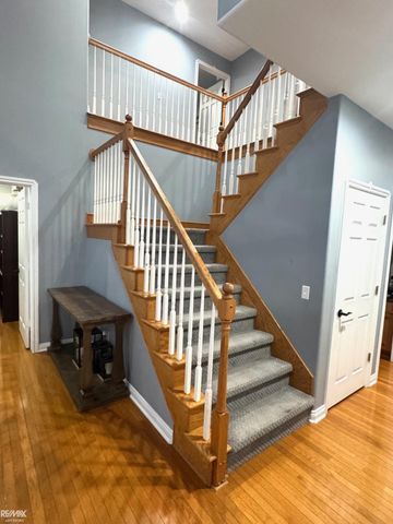 55209 Nelson Drive, Macomb Twp, MI 48042