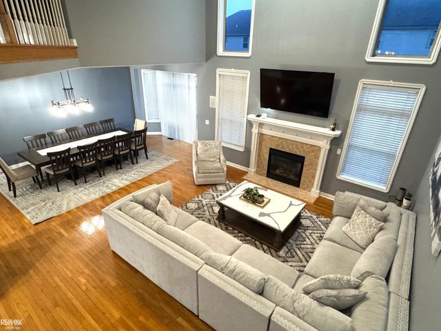 55209 Nelson Drive, Macomb Twp, MI 48042