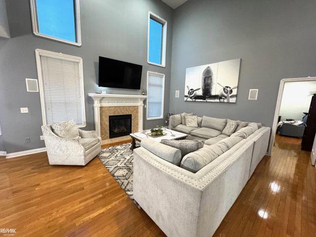 55209 Nelson Drive, Macomb Twp, MI 48042