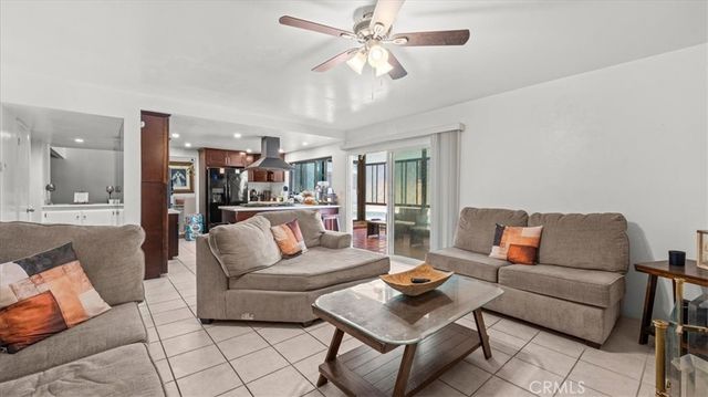 809 E Cyrene Street, Carson, CA 90746