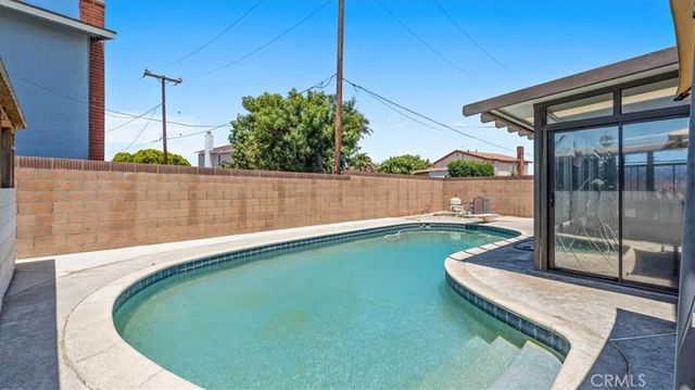 809 E Cyrene Street, Carson, CA 90746