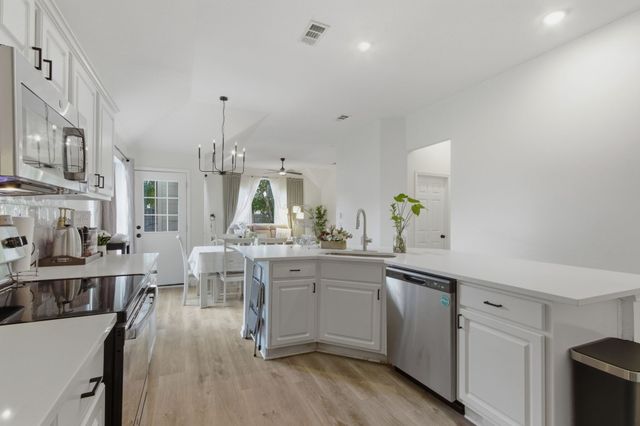 1269 Winston Drive, Lewisville, TX 75077