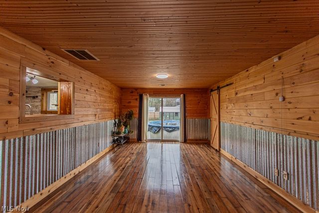 4841 Damon Avenue NW, Warren, OH 44483