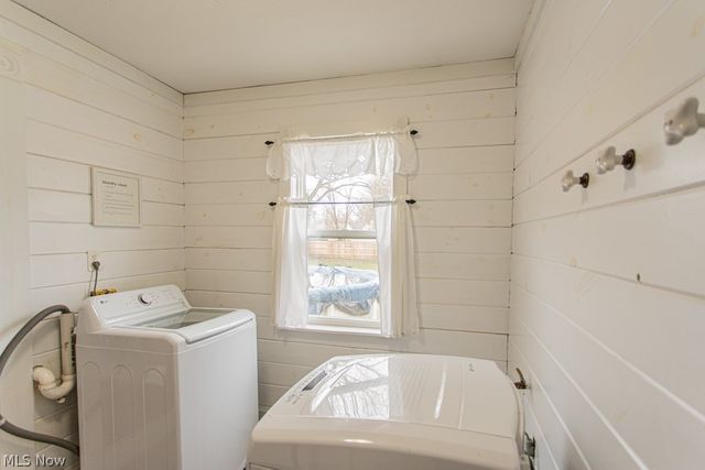 4841 Damon Avenue NW, Warren, OH 44483