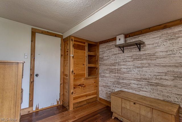 4841 Damon Avenue NW, Warren, OH 44483