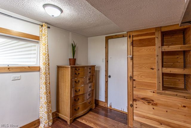 4841 Damon Avenue NW, Warren, OH 44483