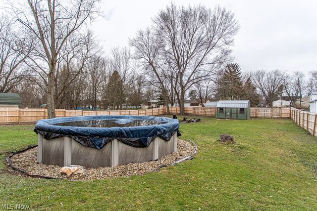 4841 Damon Avenue NW, Warren, OH 44483