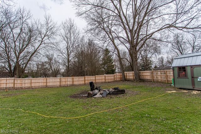 4841 Damon Avenue NW, Warren, OH 44483