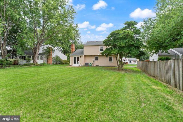 15310 BLUERIDGE VIEW DR, Centreville, VA 20120