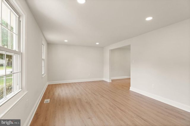 15310 BLUERIDGE VIEW DR, Centreville, VA 20120