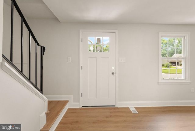 15310 BLUERIDGE VIEW DR, Centreville, VA 20120
