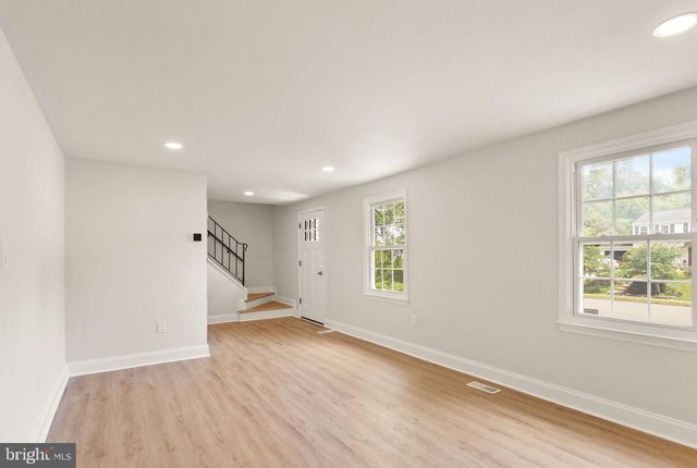 15310 BLUERIDGE VIEW DR, Centreville, VA 20120