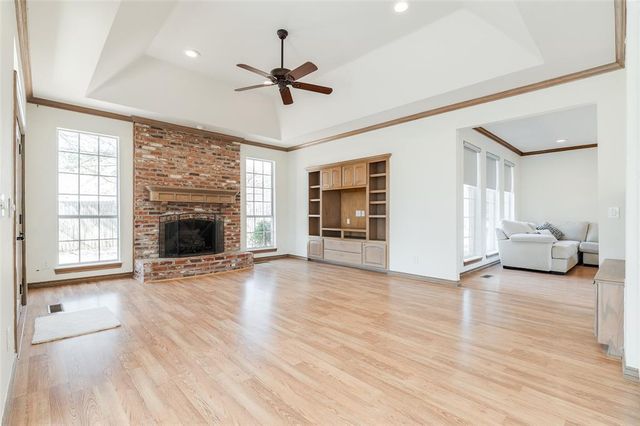 2300 Foxwood Circle, Edmond, OK 73034