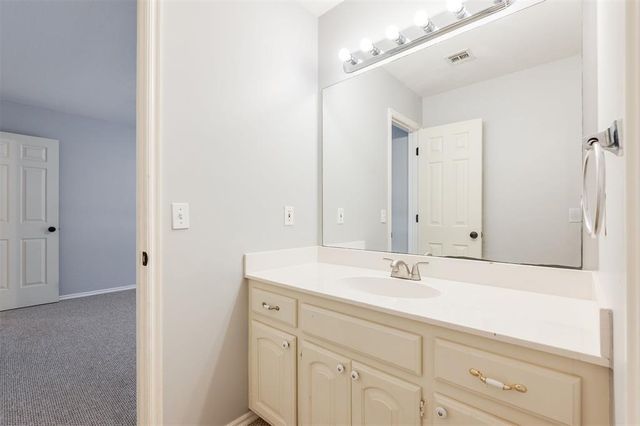 2300 Foxwood Circle, Edmond, OK 73034