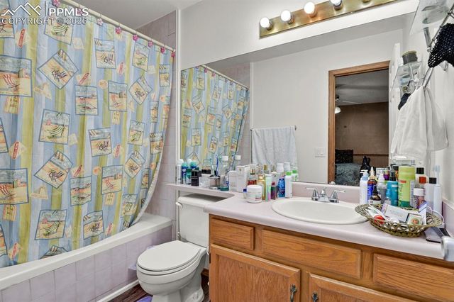 5185 Paradox Drive, Colorado Springs, CO 80923