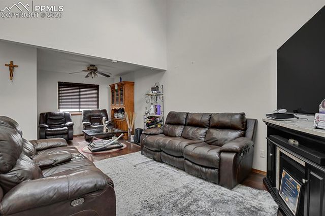 5185 Paradox Drive, Colorado Springs, CO 80923