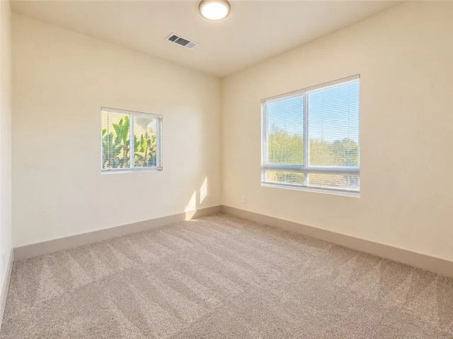 2837 E Grant Avenue, Fresno, CA 93701