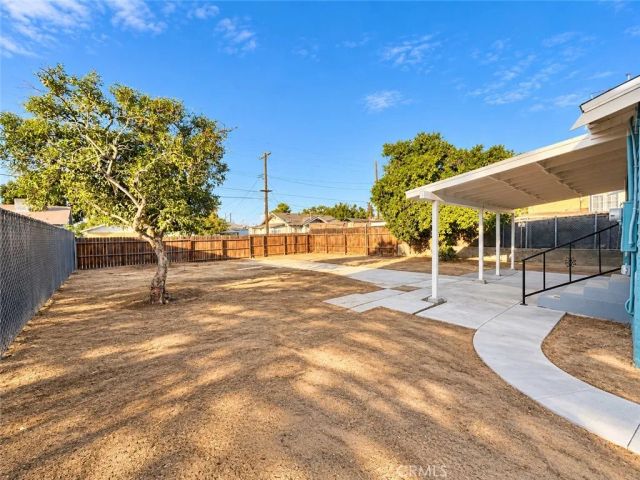 2837 E Grant Avenue, Fresno, CA 93701