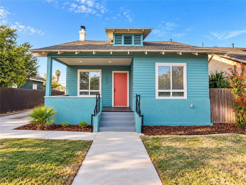 2837 E Grant Avenue, Fresno, CA 93701