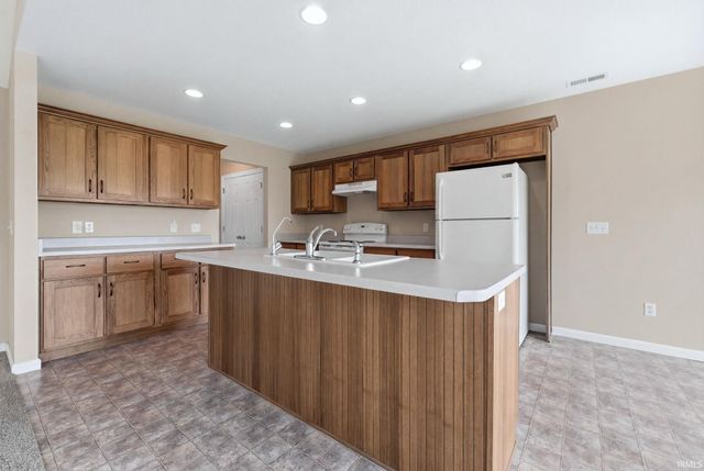 524 Union Station Drive, Fort Wayne, IN 46814
