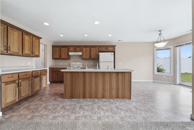 524 Union Station Drive, Fort Wayne, IN 46814