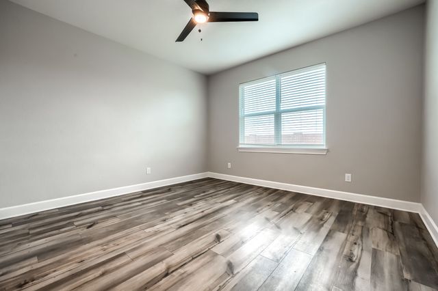 909 Emerson Drive, Anna, TX 75409