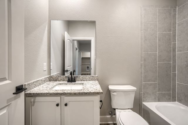 909 Emerson Drive, Anna, TX 75409