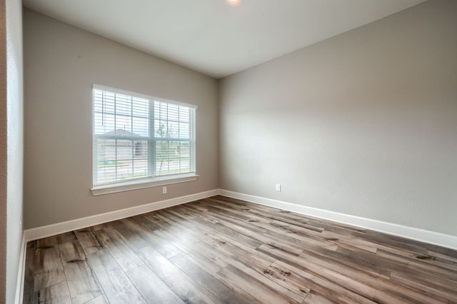 909 Emerson Drive, Anna, TX 75409