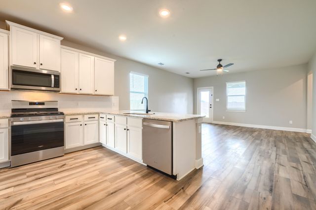 909 Emerson Drive, Anna, TX 75409