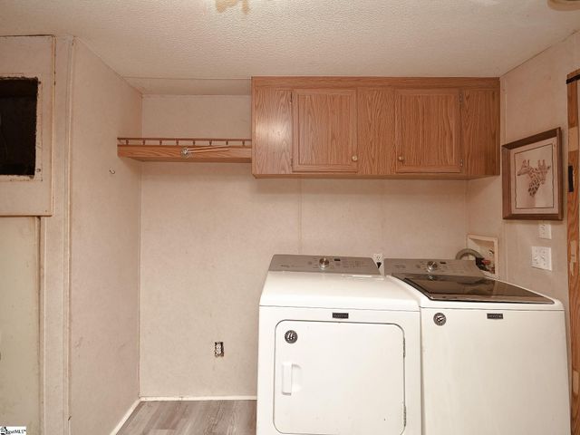 1390 1st Avenue, Starr, SC 29684