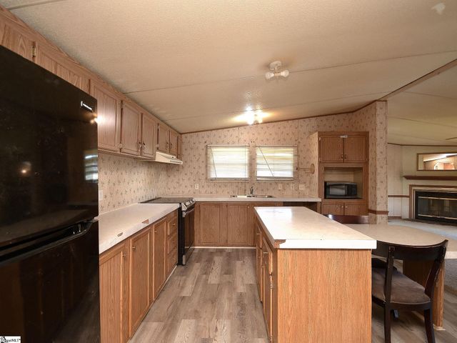 1390 1st Avenue, Starr, SC 29684