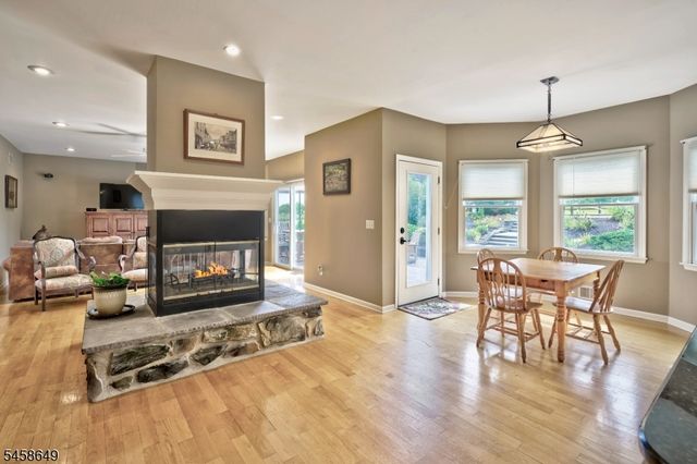 71 Rainbow Hill Rd, East Amwell Twp., NJ 08822