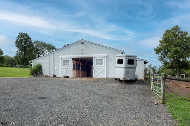 71 Rainbow Hill Rd, East Amwell Twp., NJ 08822