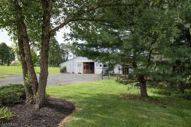 71 Rainbow Hill Rd, East Amwell Twp., NJ 08822