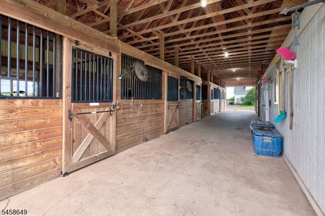 71 Rainbow Hill Rd, East Amwell Twp., NJ 08822