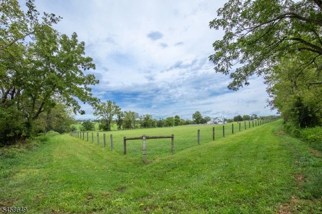 71 Rainbow Hill Rd, East Amwell Twp., NJ 08822