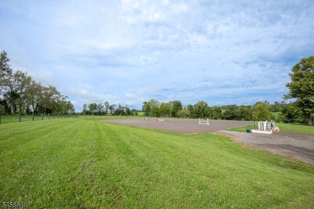 71 Rainbow Hill Rd, East Amwell Twp., NJ 08822