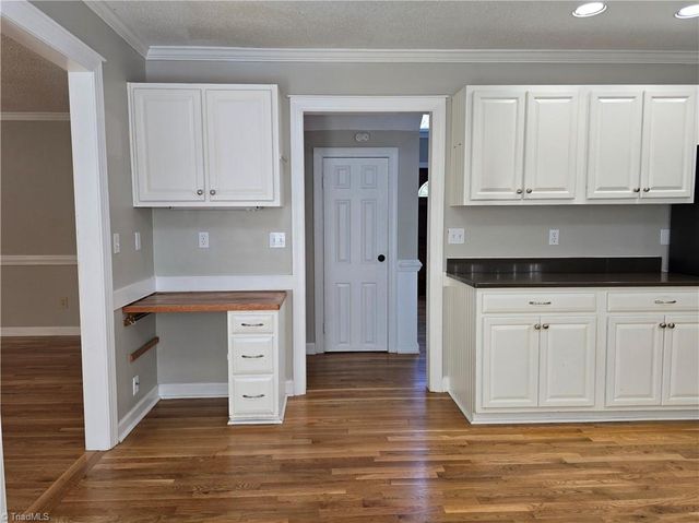 5 Killington Place, Greensboro, NC 27407