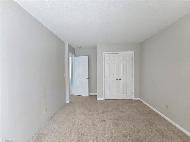 5 Killington Place, Greensboro, NC 27407