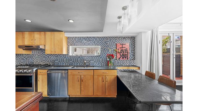 372 5TH Avenue PH10A, New York City, NY 10018