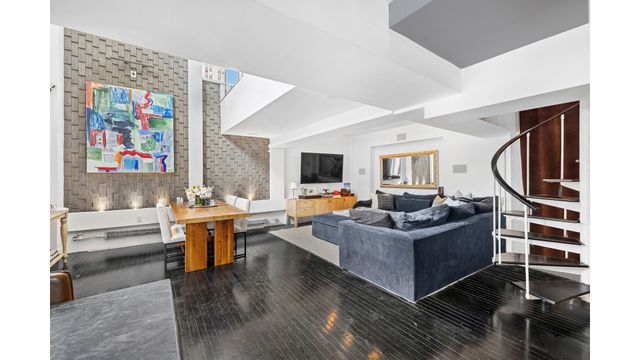 372 5TH Avenue PH10A, New York City, NY 10018