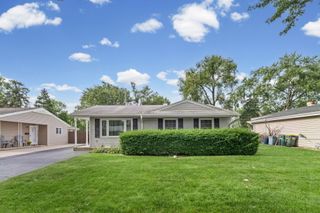 2207 Kingfisher Lane, Rolling Meadows, IL 60008